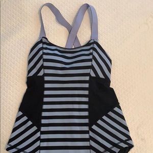 Lululemon size 6 striped tank